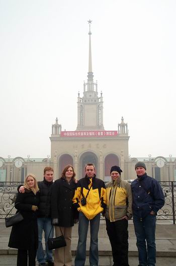 From left; Sabine, Troels, Susanne, Klaus, Thomas and Jens Åge in front of the Beijing Exhibition Hall. We were on the way to see Beijing Zoo. This is a warning, Beijing Zoo is not for humans nor animals - the animals have very bad conditions. Even the Panda looks sad:-(