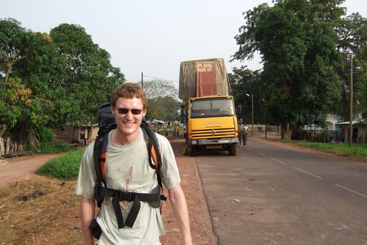 Hugh... after 60 kilometers of marching..?! No the truth is that we took a taxi very early in the morning to the border between The Gambia and Senegal. On the picture I do not really know which country I was in since borders in West Africa tend to be very chaotic - one actually has to have a great wish of getting the right stamps, because it seems like one could just walk ones way through the border, without drawing any attention.