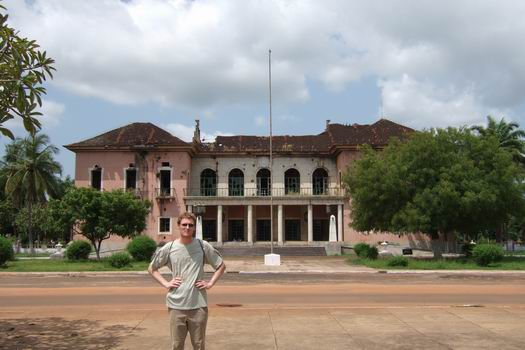 The tourist version of myself in front of the ruins of the former Presidential Palace in Bissau - okay I doubt it really could pass a litmus test for using the word "palace" in its golden age. The palace was destroyed during the civil war back in 1999 and the rumors tell that the president doesn't want to rebuild it and move in because it is thought be home for bad spirits.